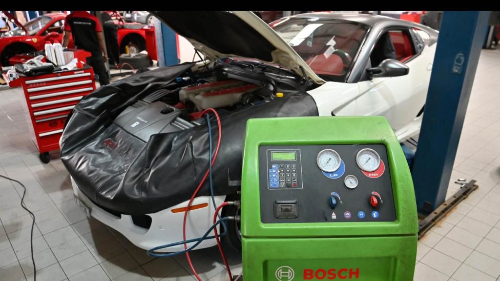 5 Signs of a Faulty Car AC Compressor and How to Fix It