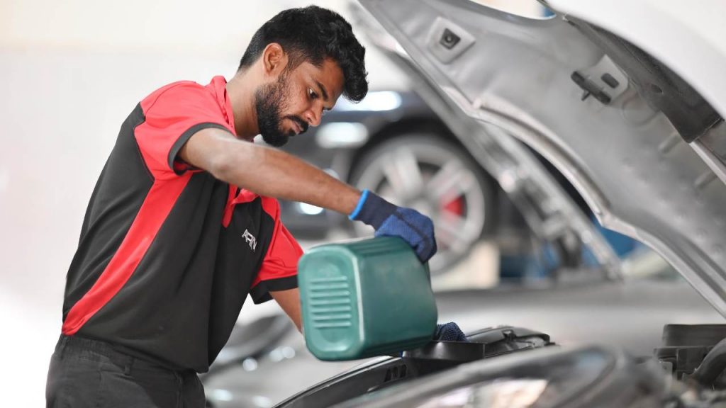 How to Choose the Right Coolant for Your Car in The UAE