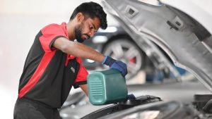 How to Choose the Right Coolant for Your Car in The UAE